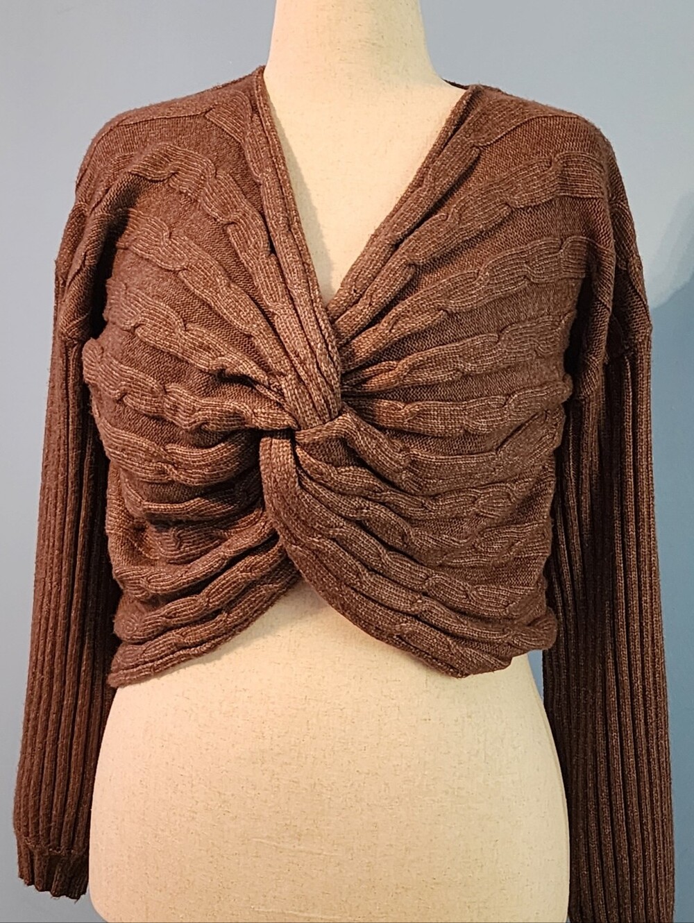 VENUS Brown Twisted Front Cable Off-the-Shoulder Sweater